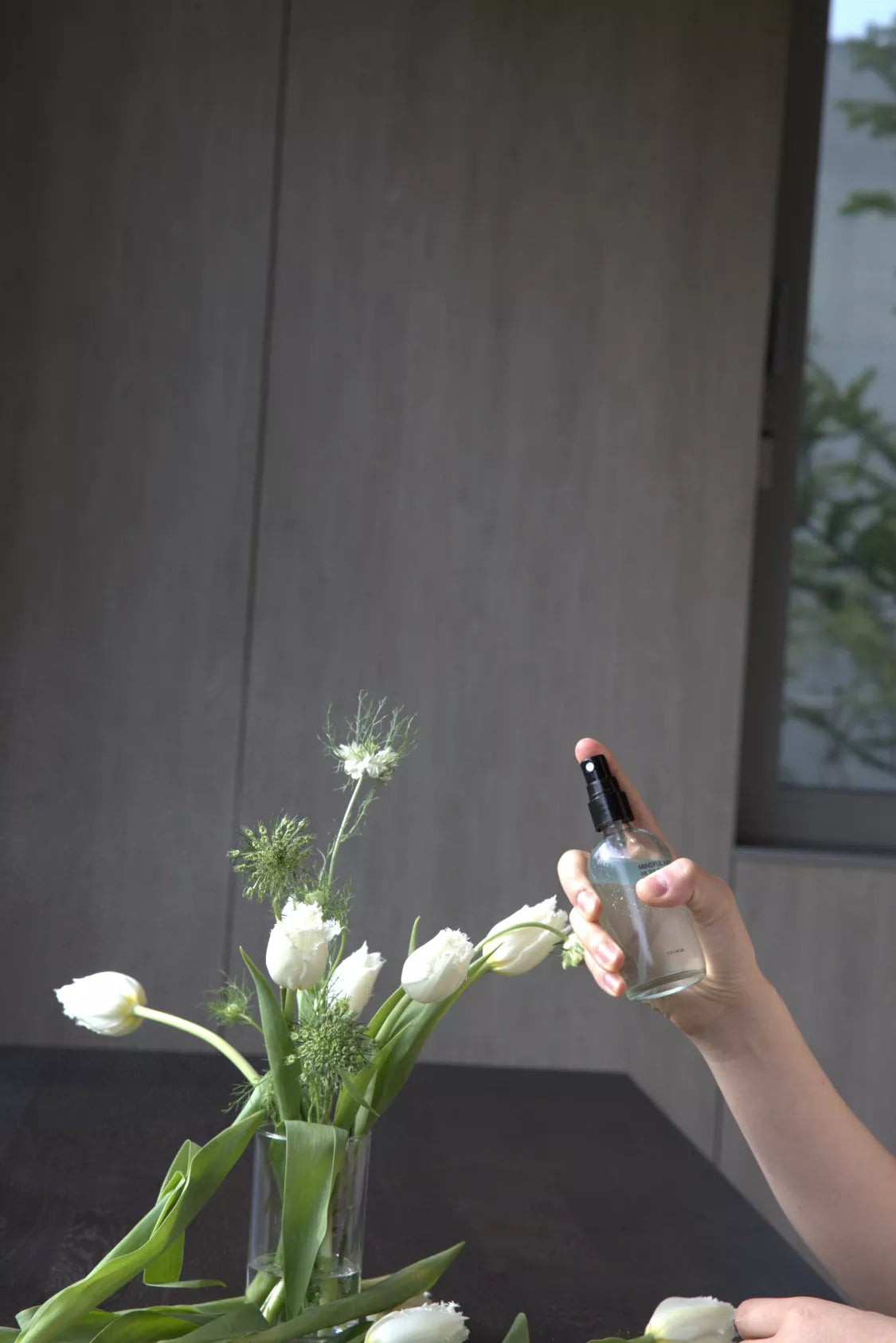 Mindful Hair Perfume Mist : Detulipe & Ritual Guasha Brush Set